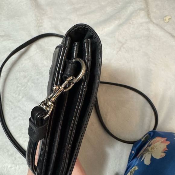 Gianni Bini Black Bag with Silver Detail - Picture 14 of 15